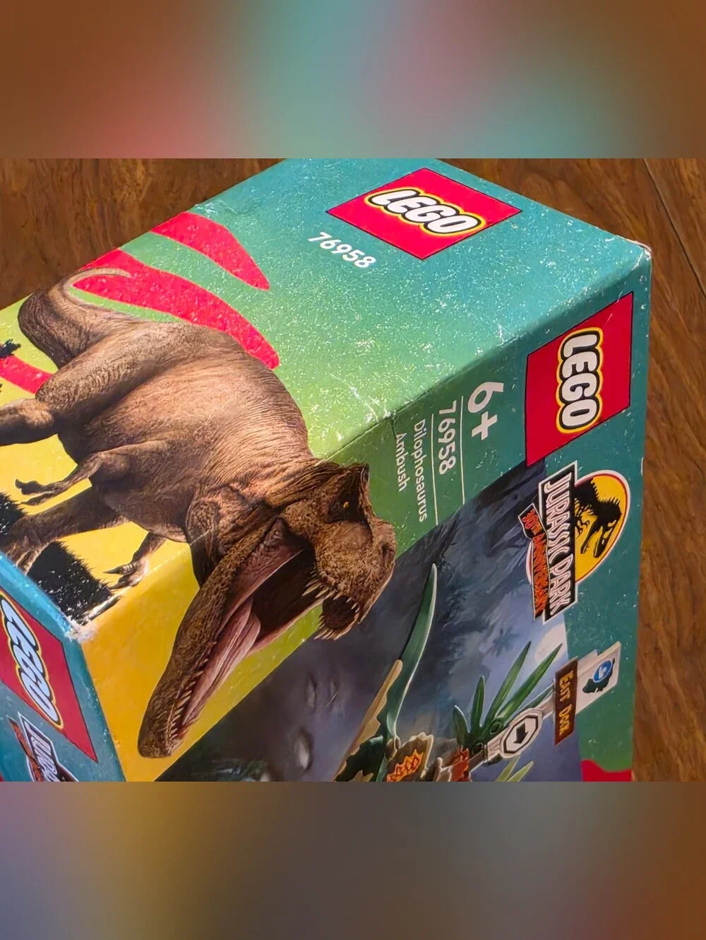 Lego Jurassic World 30th Anniversary Dilophosaurus Ambush #76958